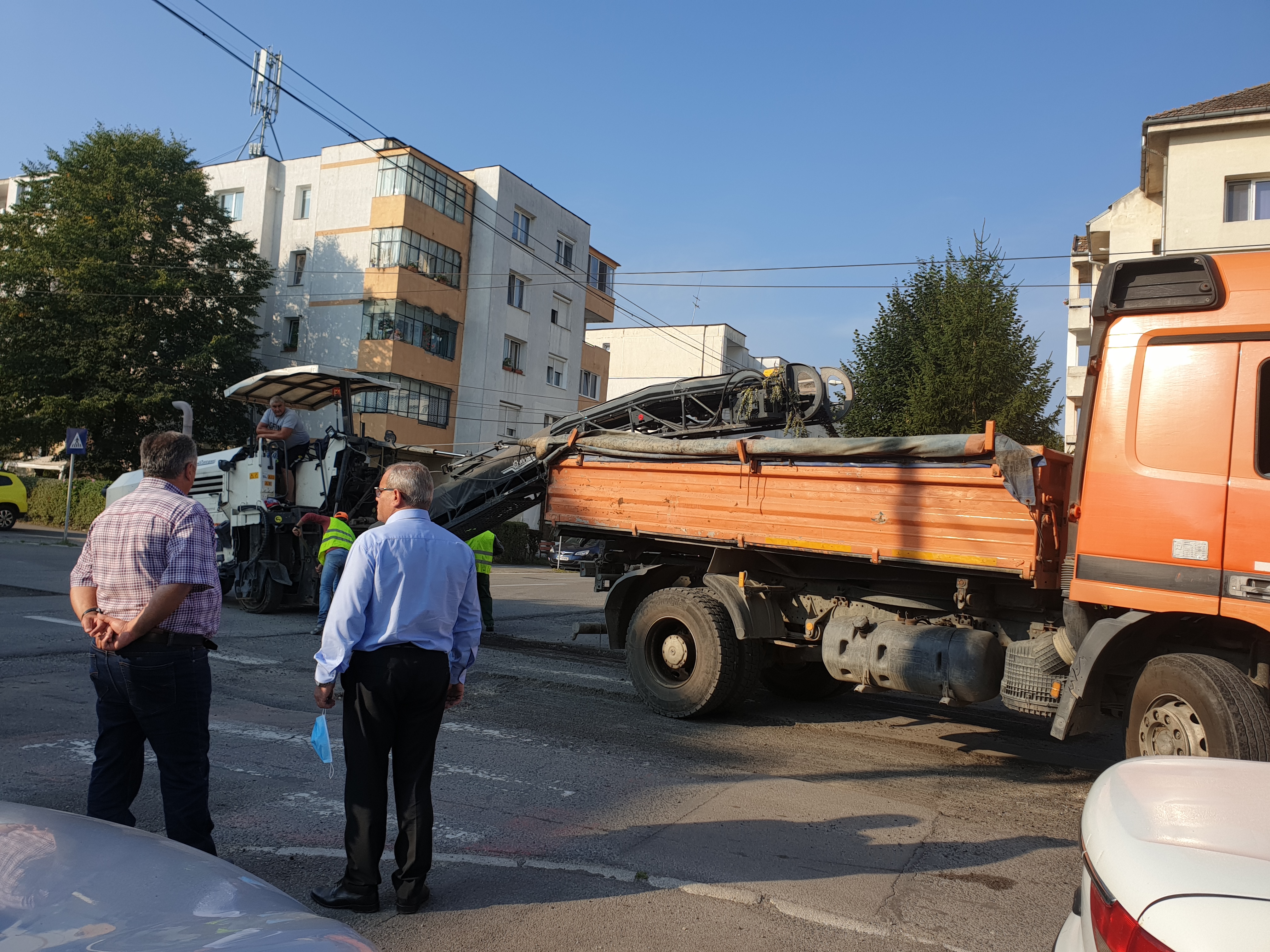 Săptămâna aceasta au loc lucrări de reparații și reasfaltare pe străzile din cartierul Târnava 2- Bărăgan