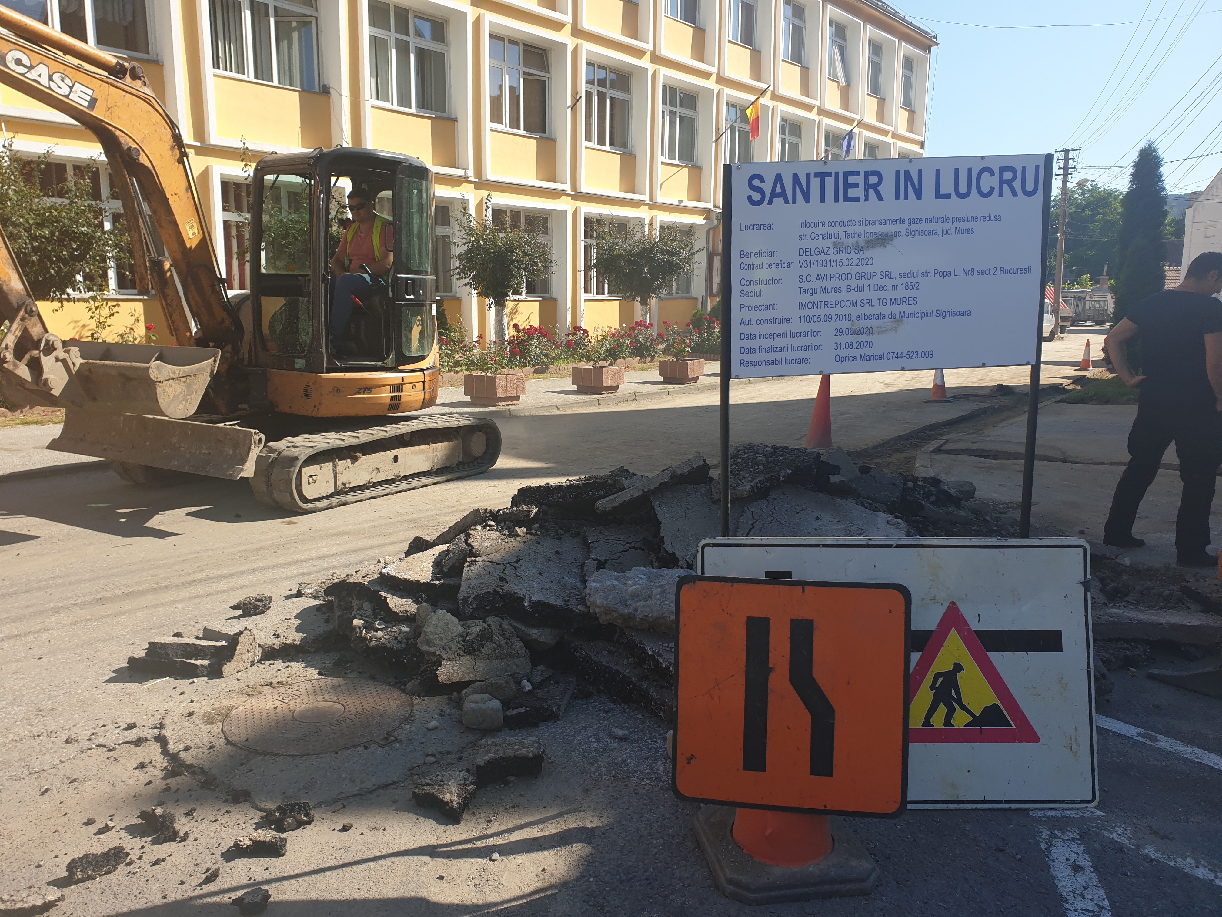 Lucrări pe strada Tache Ionescu, pentru înlocuire conductă și branșamente gaze naturale